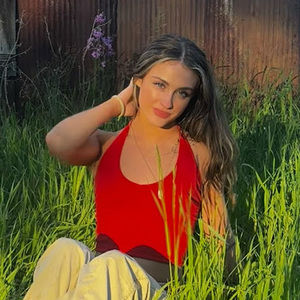 Meet your Posher, Deven